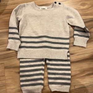 Striped sweater outfit .